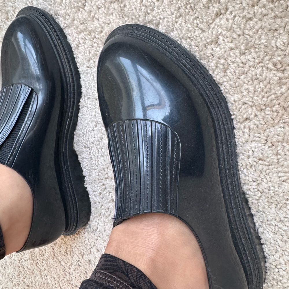 Melissa Black Rubber Slip-On Flats Comfort Women's Size 8 Casual Round Toe - Picture 6 of 6